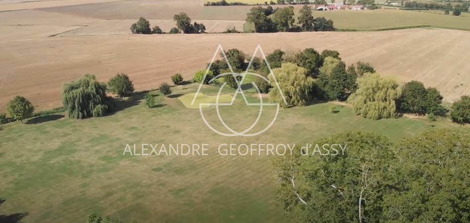 DOMAINE D'EXCEPTION GITES PROCHE BOURGES 936 M²