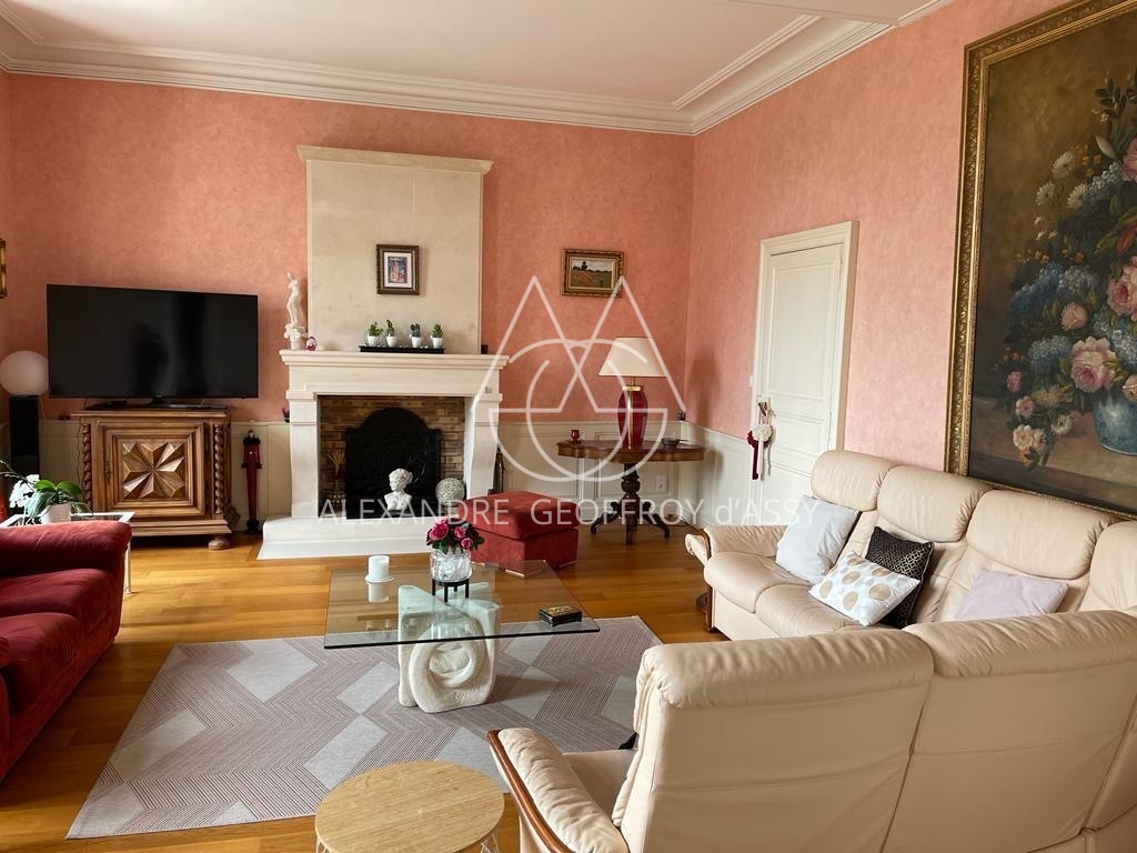 Château XIX° à vendre à 10 minutes du centre d'Angoulême