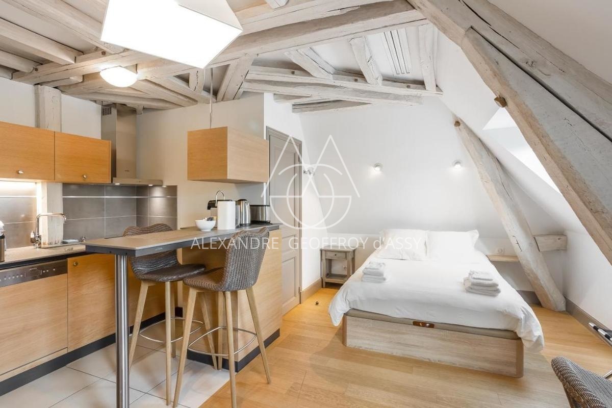 Immeuble de rapport - Centre TOURS - 8 appartements