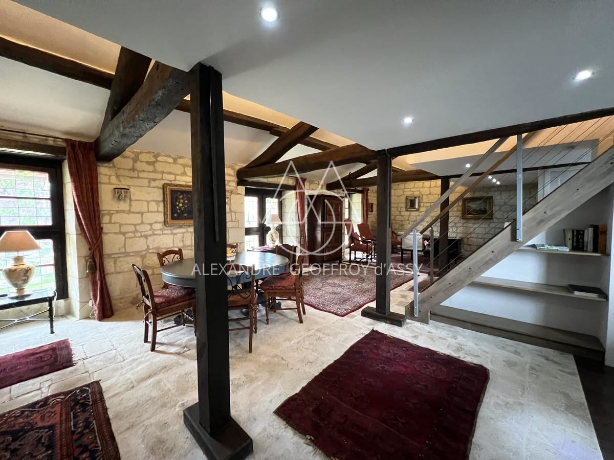 Château médiéval entièrement restauré