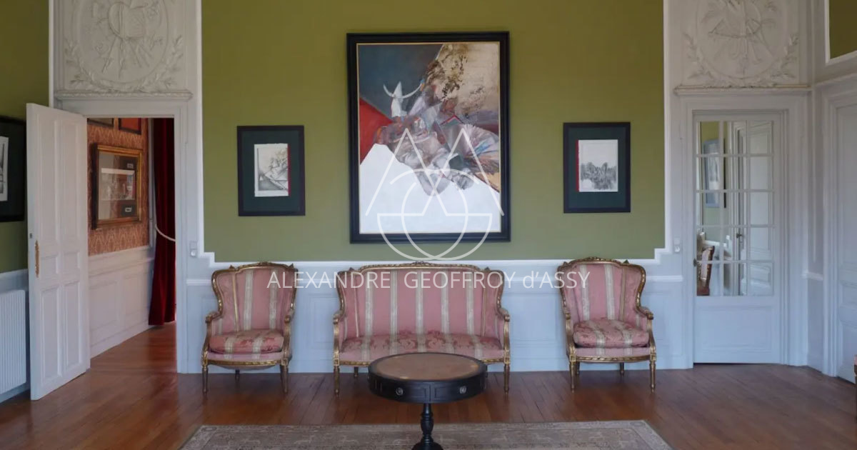 Château XIX° avec nombreux communs sur 8.1 hectares entre Le Mans et Tours