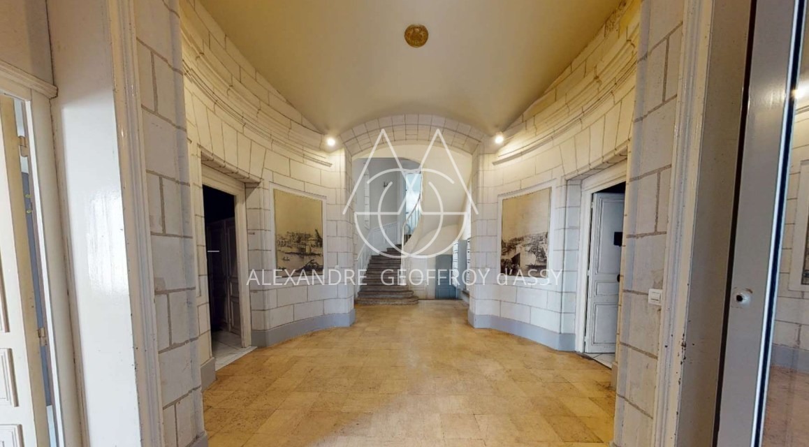 IMMEUBLE Haussmannien en cœur de ville à Nantes