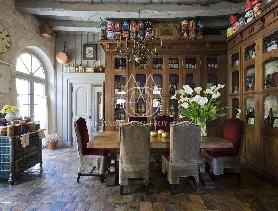 EXCEPTIONEL Hôtel restaurant étoilé au cœur d'une bastide