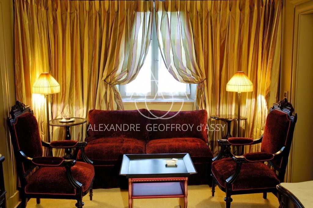 EXCEPTIONEL Hôtel restaurant étoilé au cœur d'une bastide