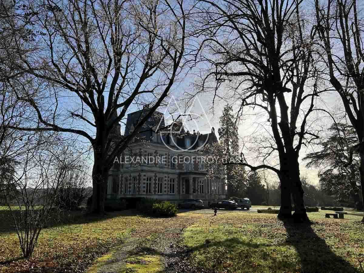 Château proche de Tours