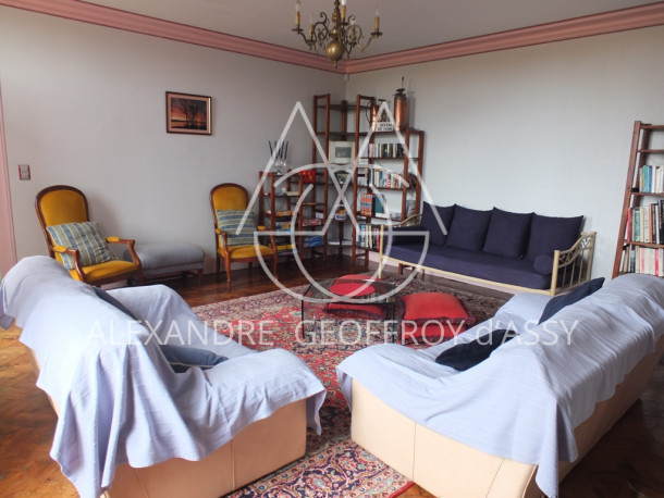 Château XIX° gîtes, chambres d'hôtes et vignoble dans le Bordelais.