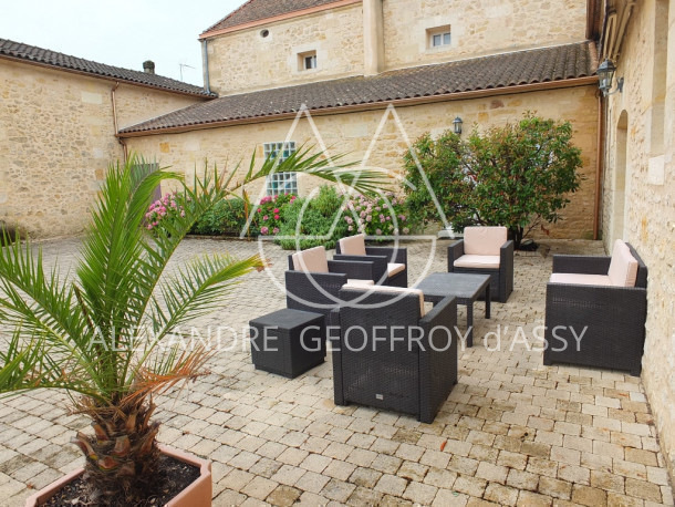 Château XIX° gîtes, chambres d'hôtes et vignoble dans le Bordelais.