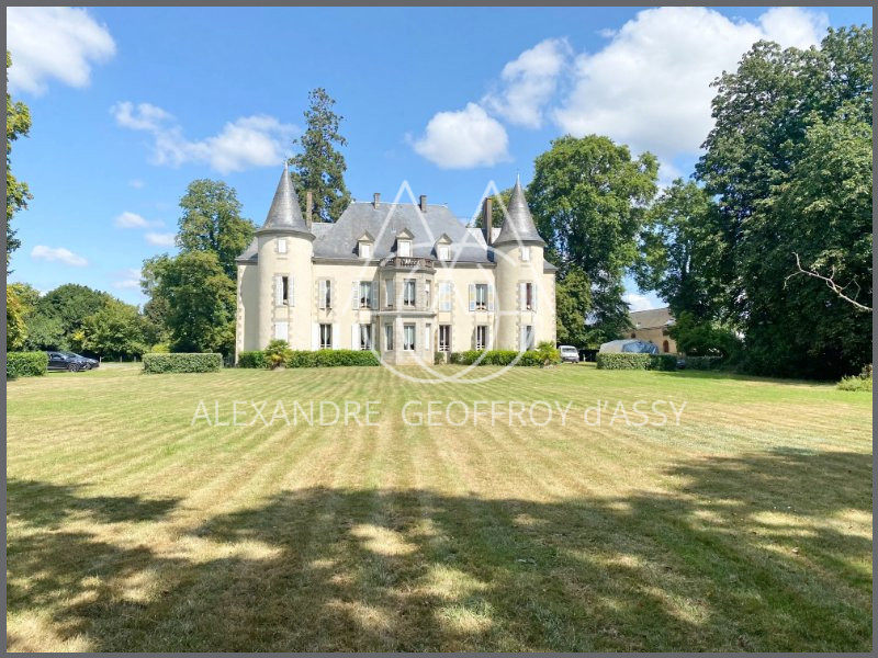 Château à 30 minutes de la cote Atlantique