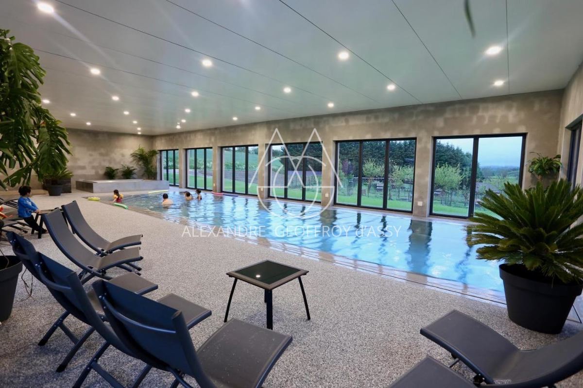 Complexe hôtelier 14 gites 47 CH centre de vacances proche de Périgueux.