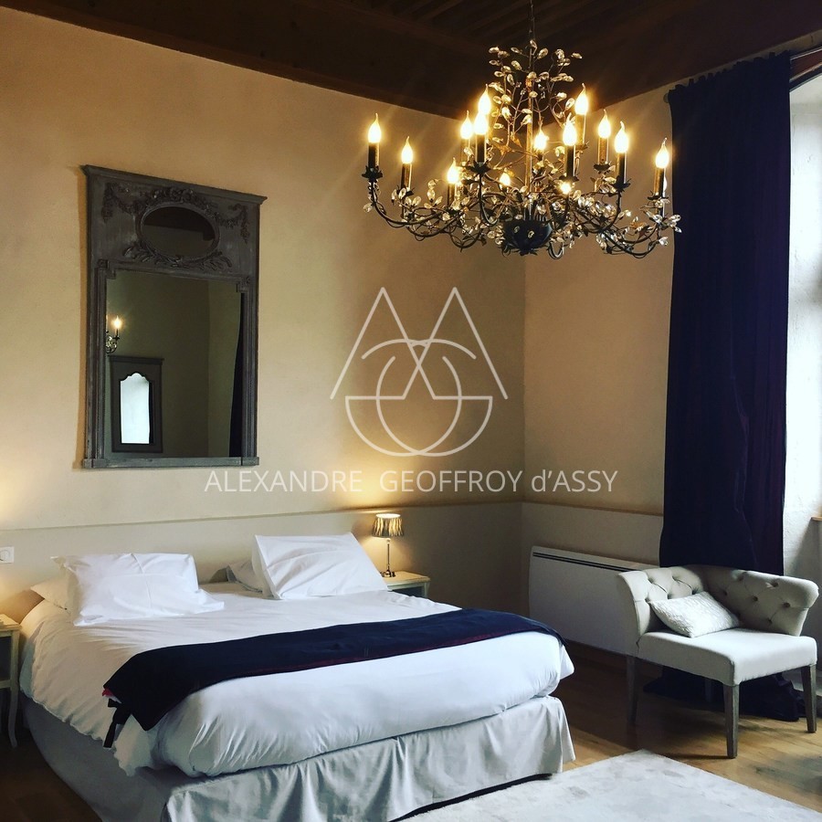 Forteresse (IMH) du XIIIème siècle Totalement rénovée