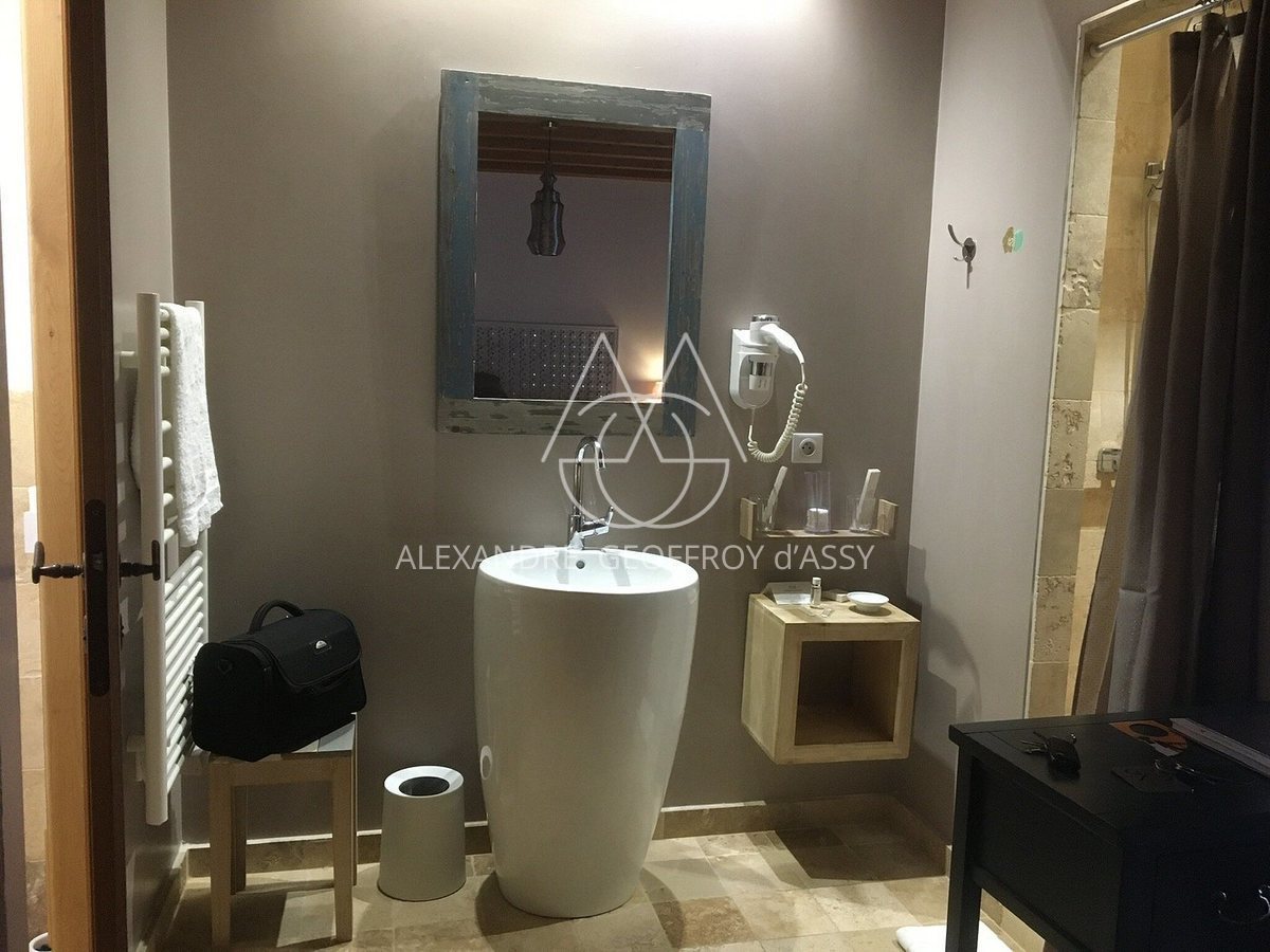 Forteresse (IMH) du XIIIème siècle Totalement rénovée