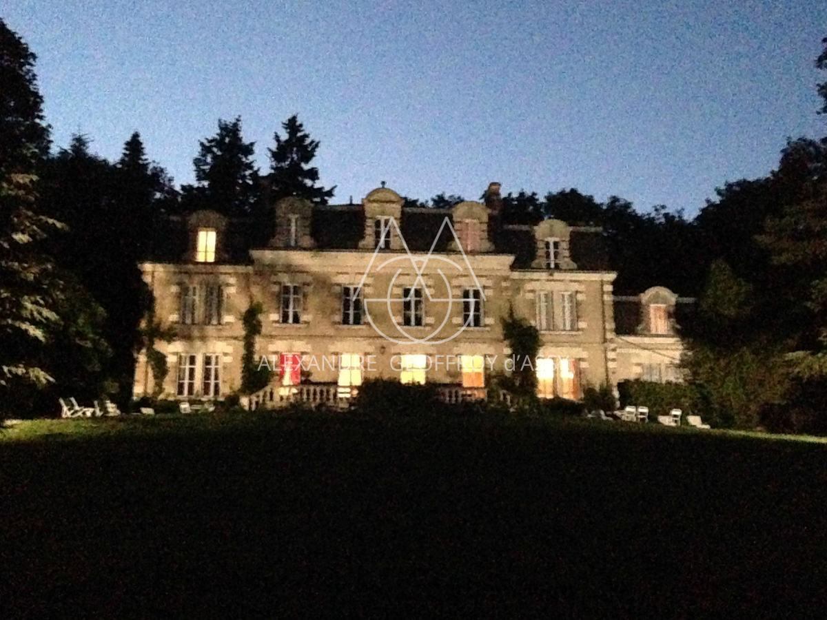 Château du XIX ème  proche d'Amboise