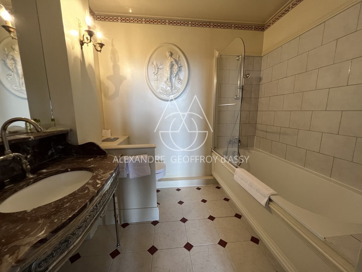 Château du XIX ème  proche d'Amboise