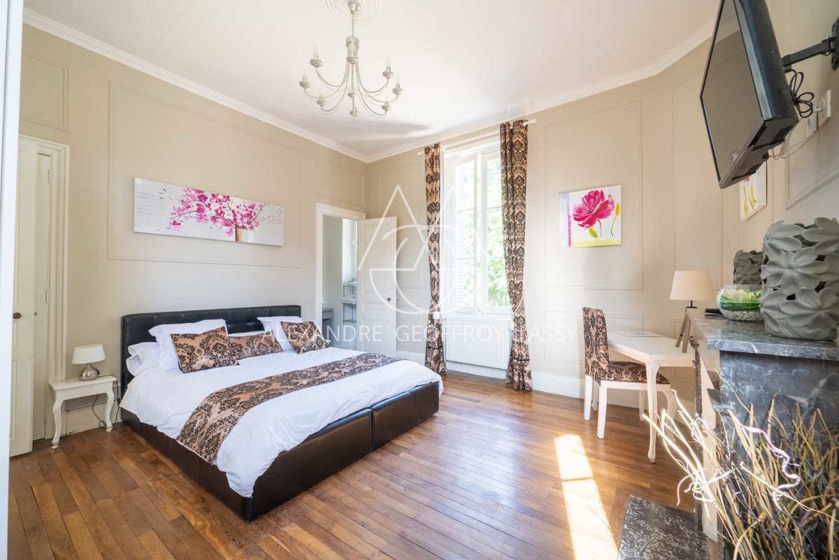 Château XIX° chambres d'hôtes et salle de réception 400M²