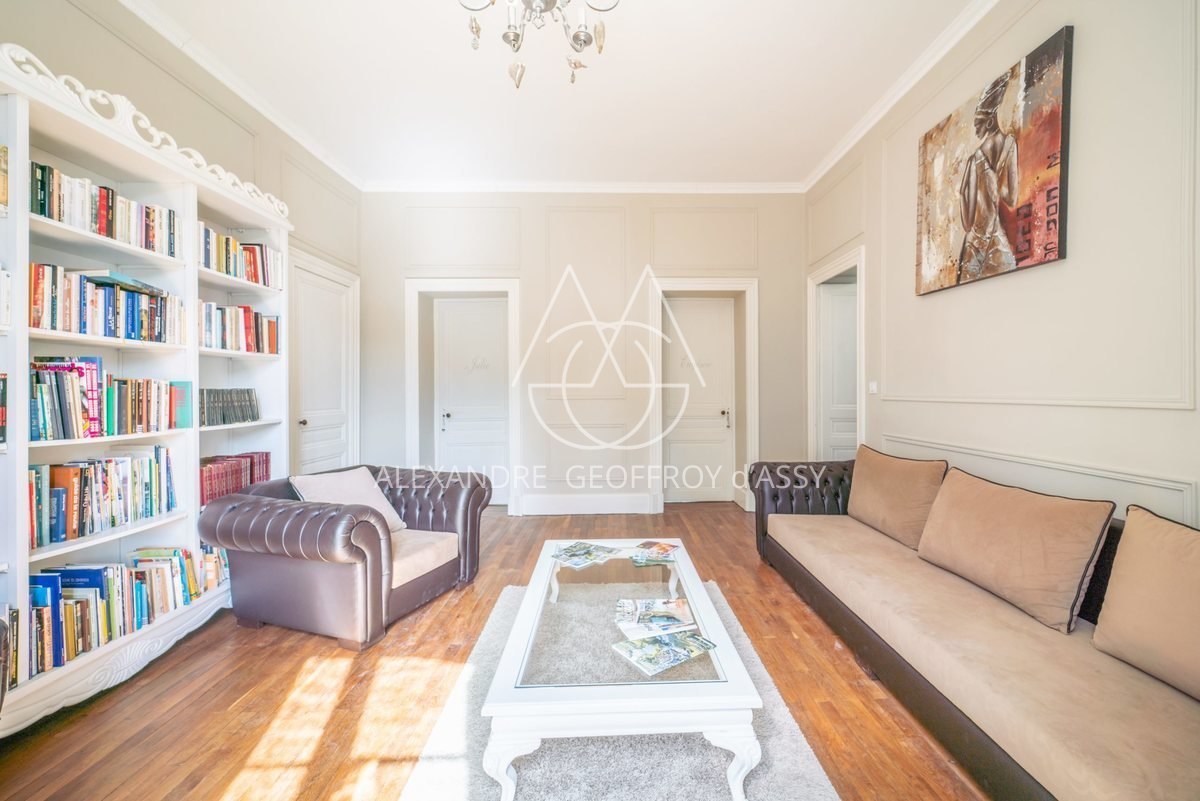 Château XIX° chambres d'hôtes et salle de réception 400M²