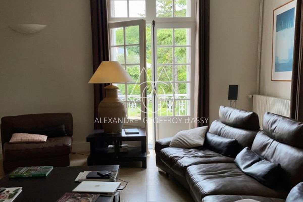 Ancien moulin rénové - 312m² habitables - Parc arboré 7300 m²