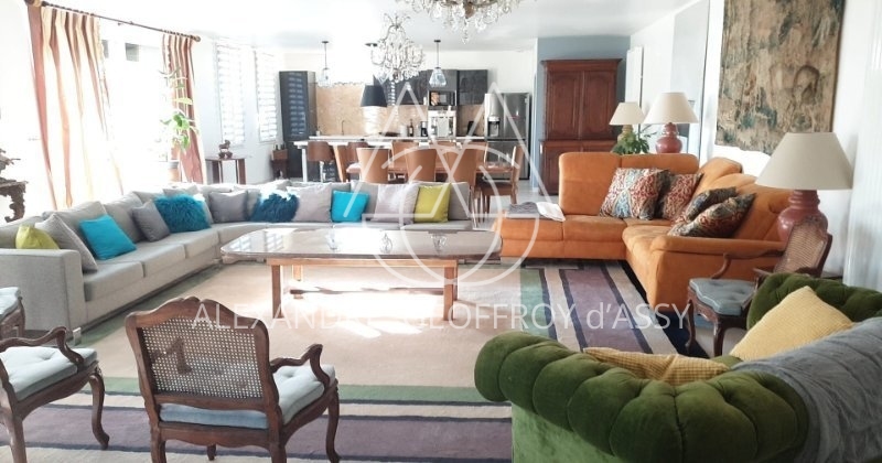 MANOIR A VENDRE PROCHE D EVREUX AVEC CORPS DE FERME RENOVE