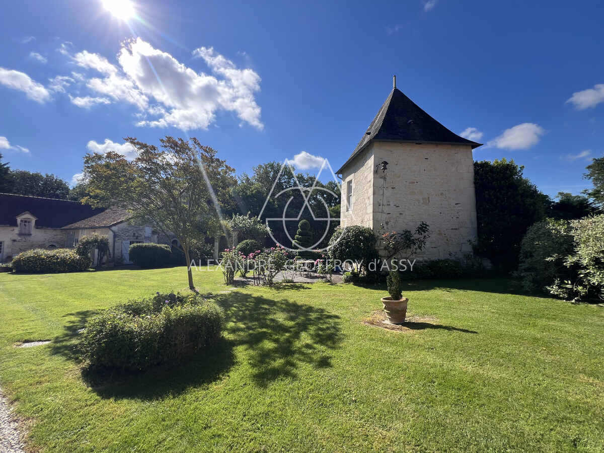 FABULEUX MANOIR DU XVème lieu d'événementiel et  mariage
