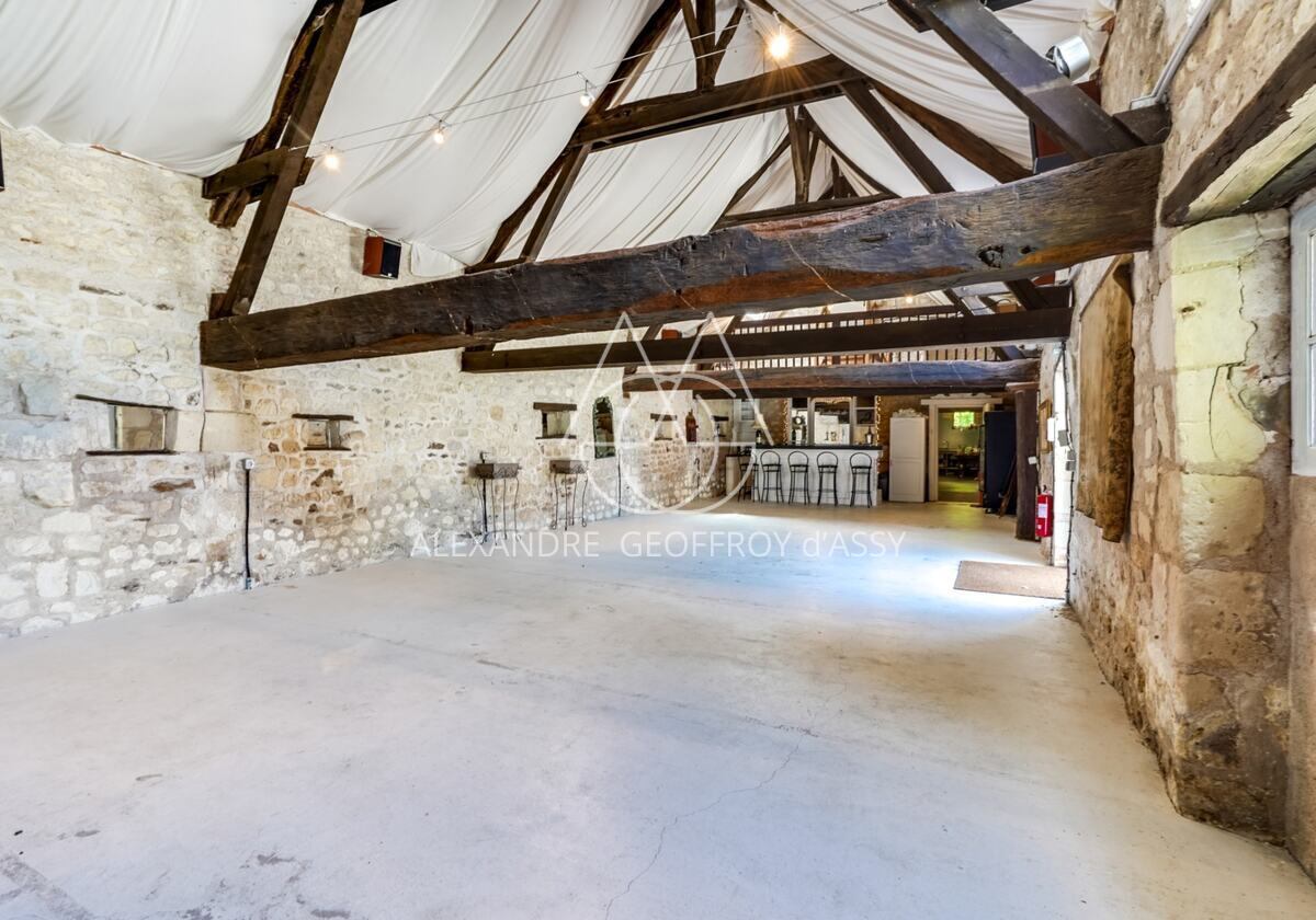 FABULEUX MANOIR DU XVème lieu d'événementiel et  mariage