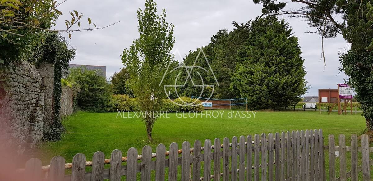 CHATEAU XVII ème AVEC CAMPINC PROCHE DE SAINT MALO