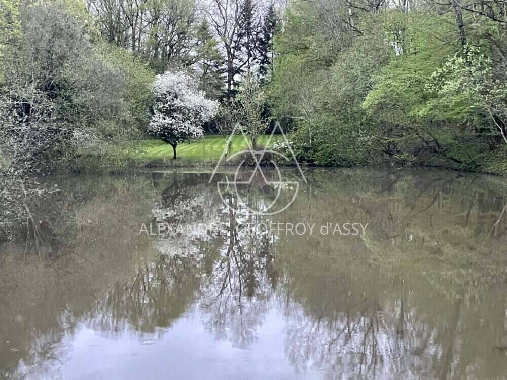 Château moderne, construit au XXème siècle