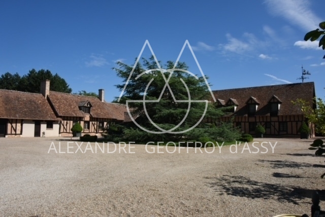 SUBLIME PROPRIETE DE CHASSE DE 230 HA. AU COEUR DE LA SOLOGNE
