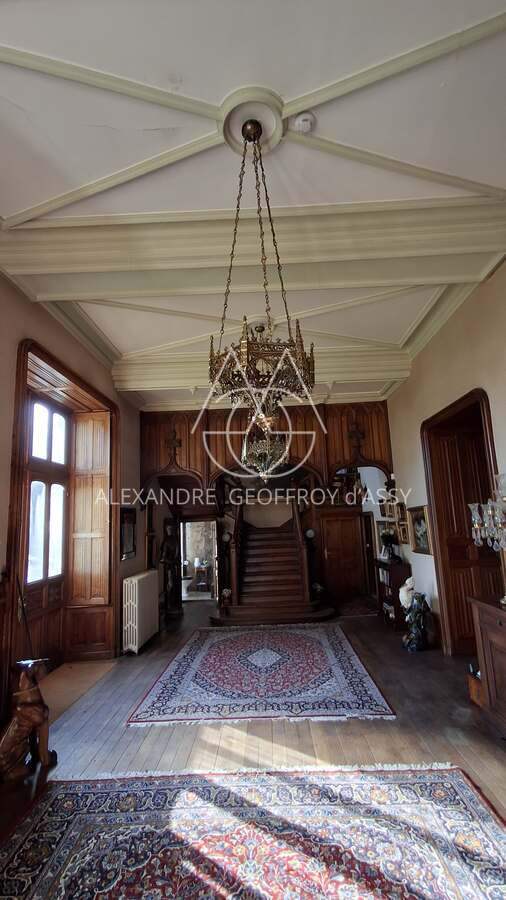 Beau château  XIX eme à vendre en Haut-Anjou.