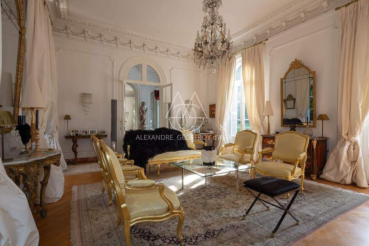 Chateau - 18e - 9 Ha