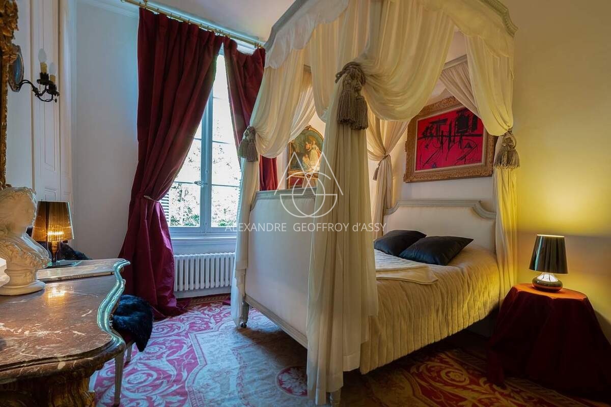 Chateau - 18e - 9 Ha