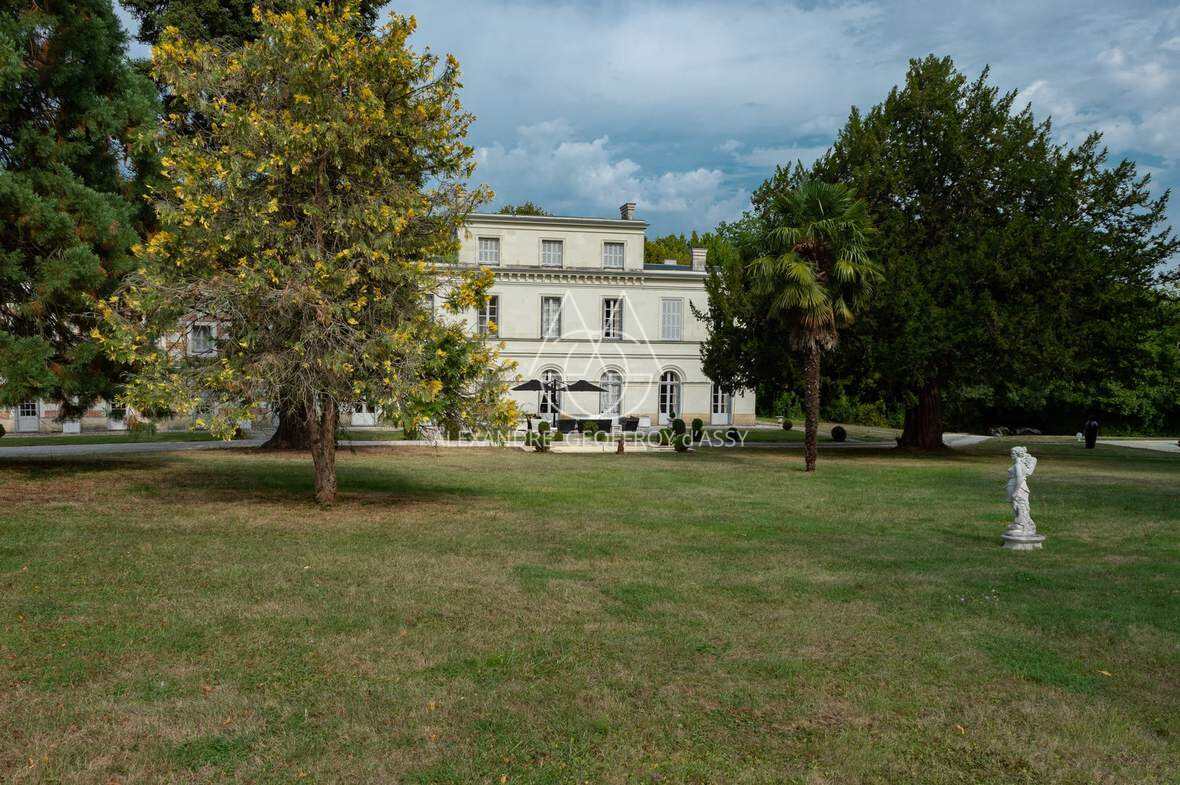 Chateau - 18e - 9 Ha