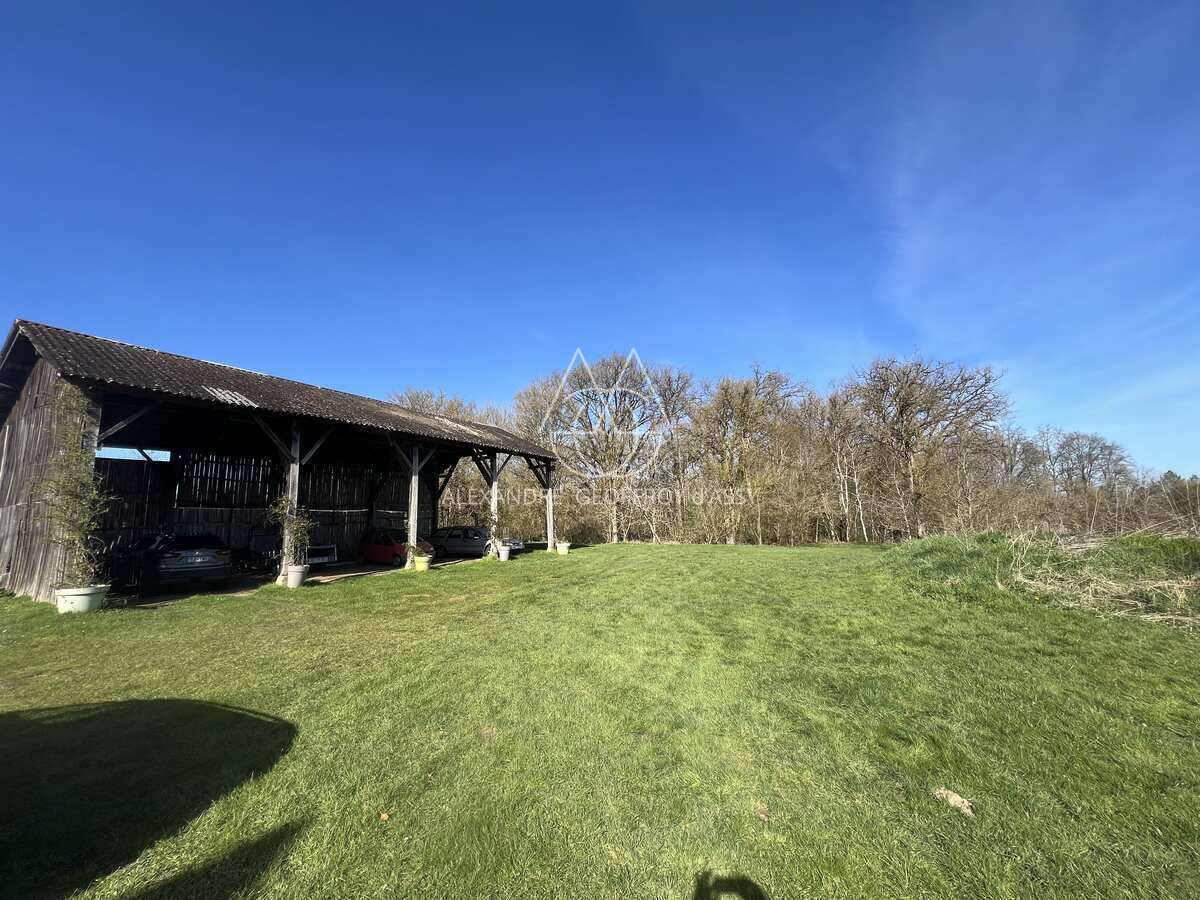 Corps de ferme restauré proche fondettes