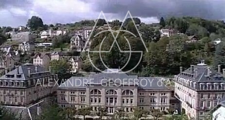 Hotel, restaurant, thermes de 14000m2  avec 110 chambres.