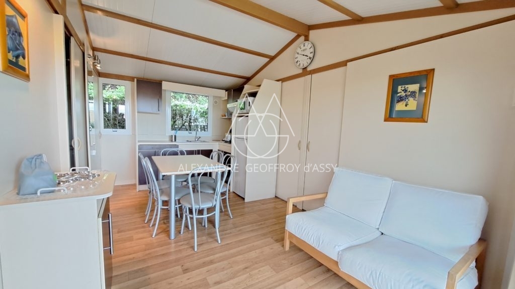 FABULEUX CHÂTEAU XIX ème en Touraine, restauré en lieux de séminaires