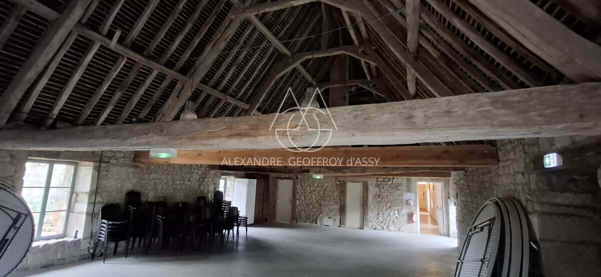 Splendide Château Médiéval Classé – Creuse (23) Situé dans un cadre préservé au cœur de la France