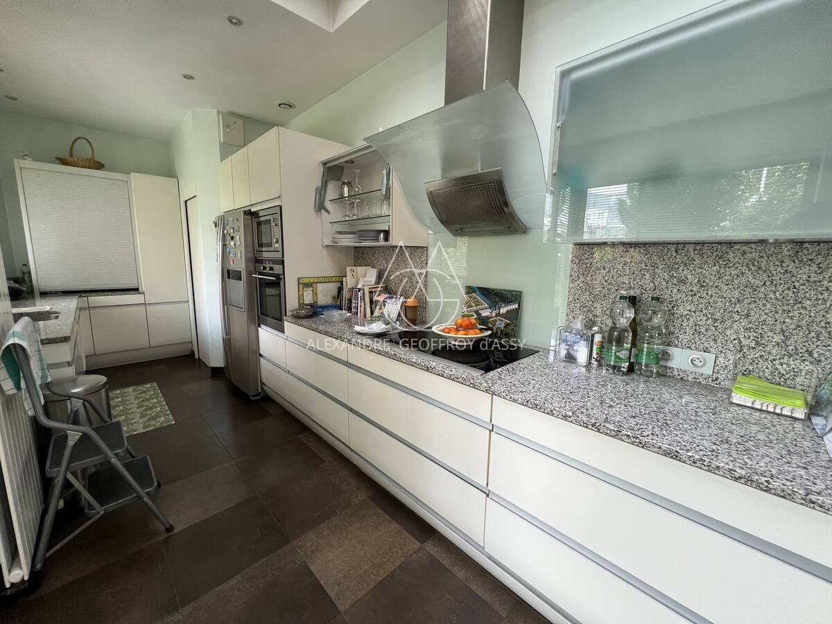 Hôtel Particulier Boulevard Béranger 303m2