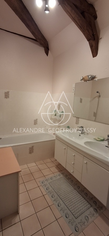 Domaine de 180ha d’un seul près de à Loches.