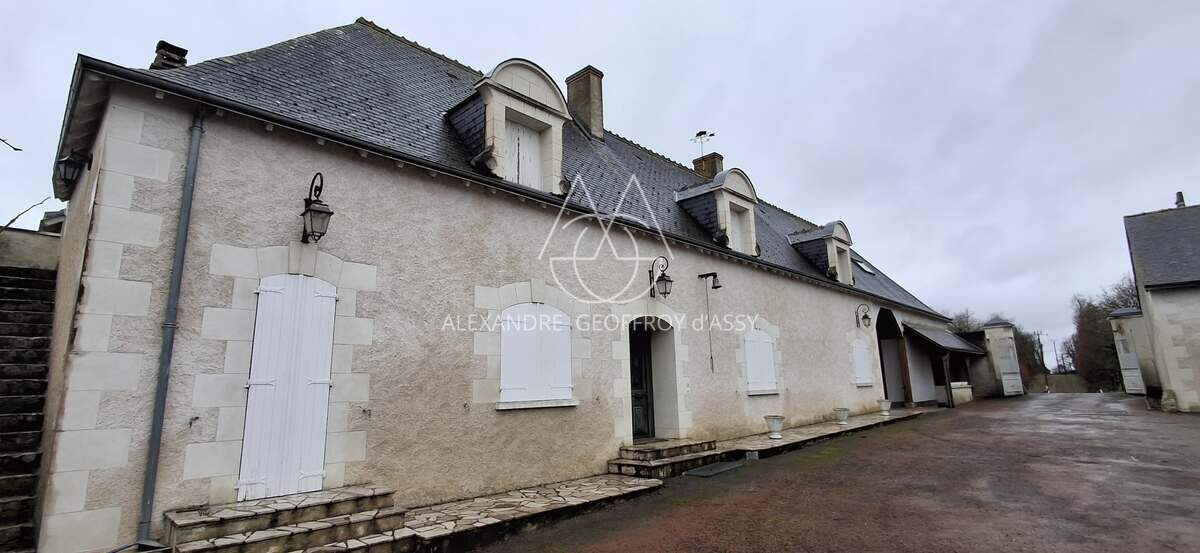Domaine de 180ha d’un seul près de à Loches.