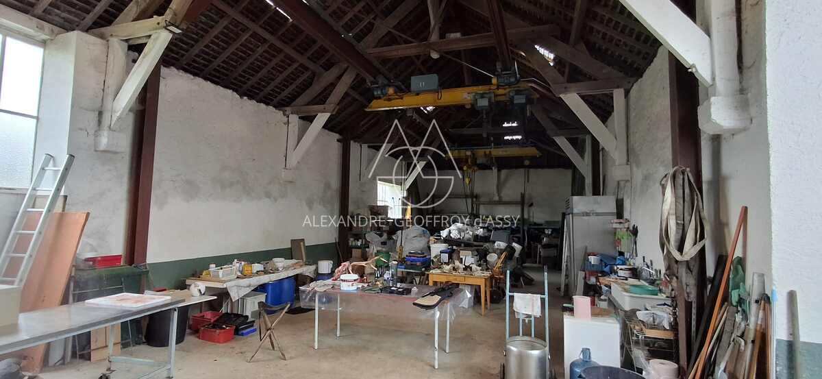 Domaine de 180ha d’un seul près de à Loches.