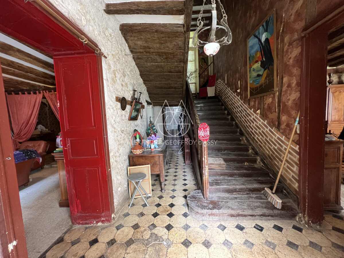 A vendre, rare opportunité petit château du XVI et XVII ème à restaurer 550K€