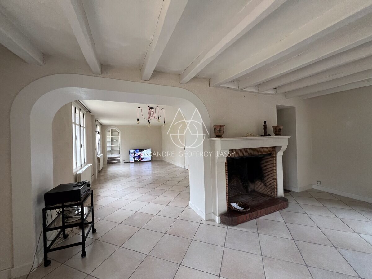 PROPRIETE SUR 1.5 HECTARES EN PERIPHERIE DE TOURS SUD