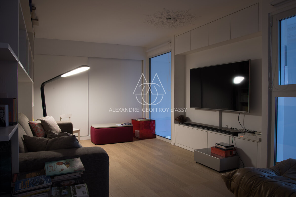 Appartement parisien d'exception – Charme de l'ancien & modernité élégante dans le 9ème.