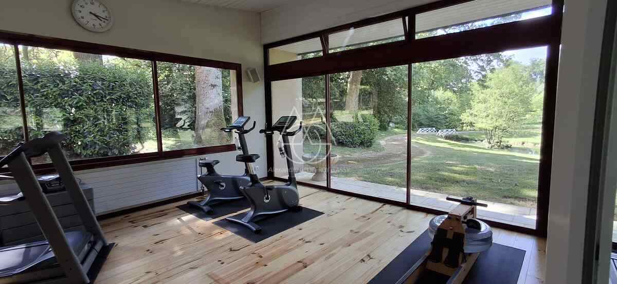 Somptueuse propriété, située à proximité immédiate de Poitiers